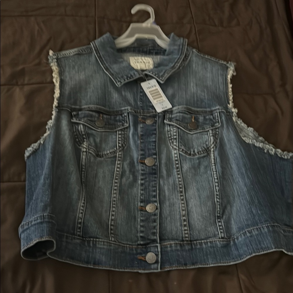 Denim & Co. Blue Sleeveless Denim Vest